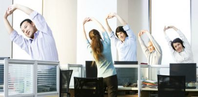 Борьба с офисным синдромом: эффективные и полезные тренировки