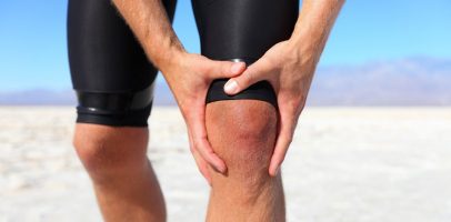 Почему может болеть колено после артроскопии?